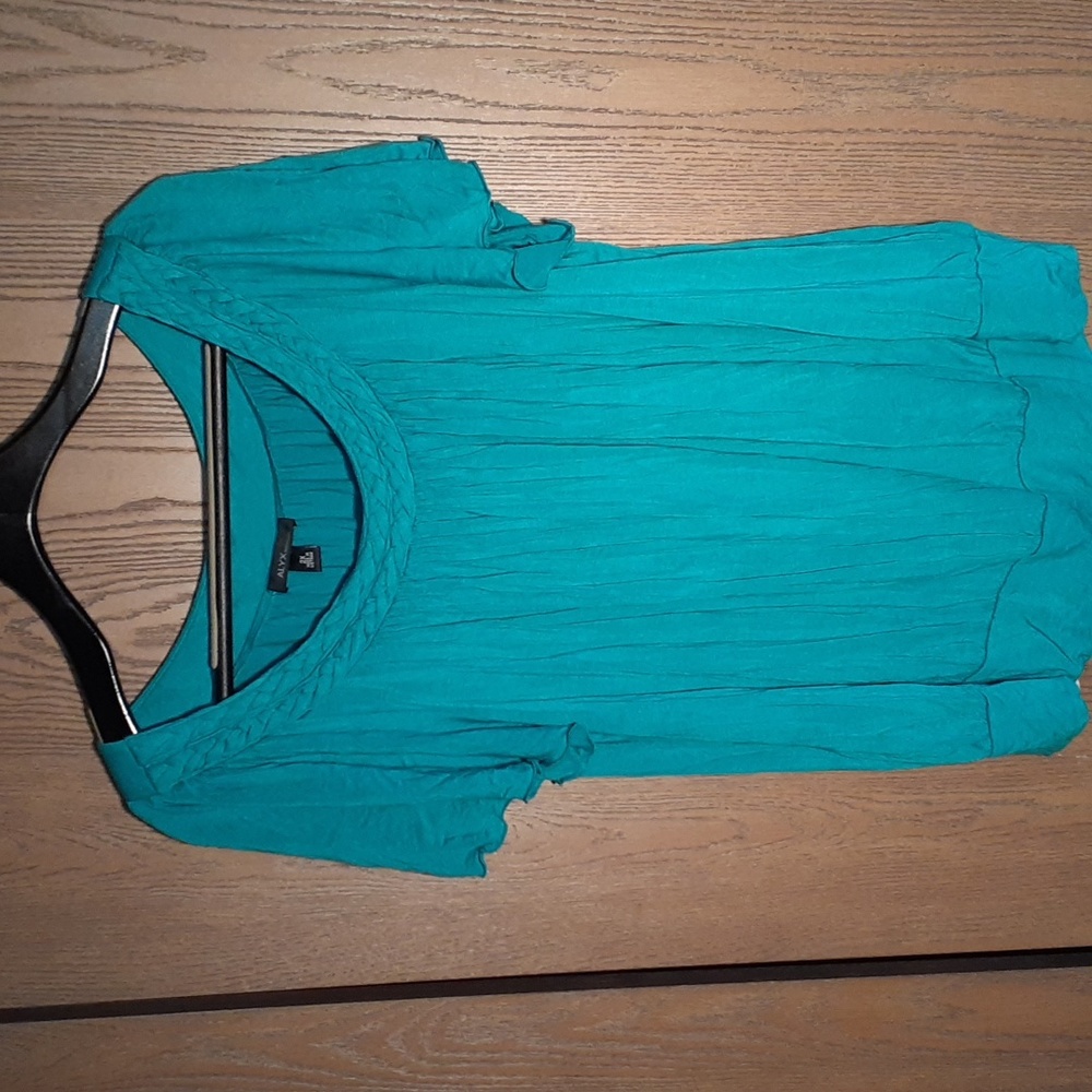 Alex womens gorgeous turquoise color top with weave boho design size 2X